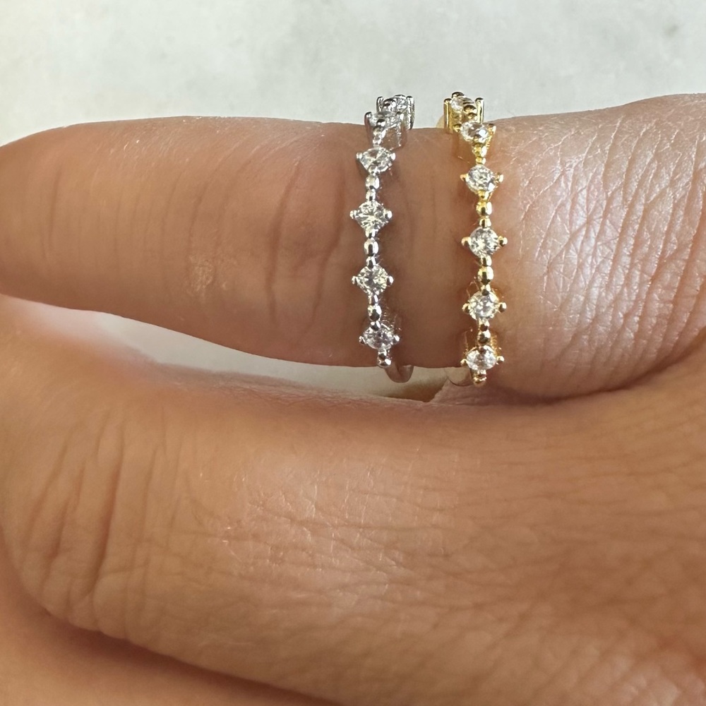 Dainty CZ Ring - Picture 5 of 6